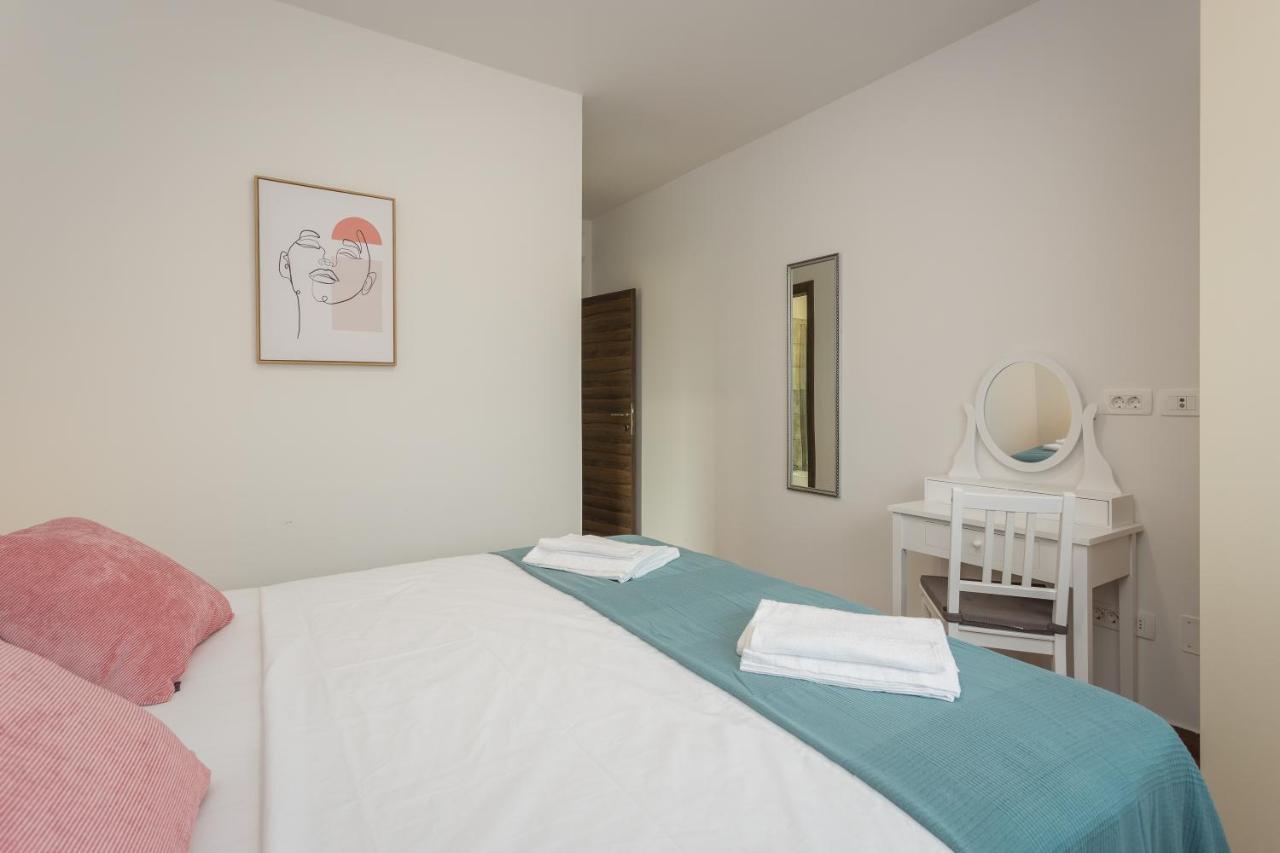 Villa Carneol Kaldanija Ngoại thất bức ảnh