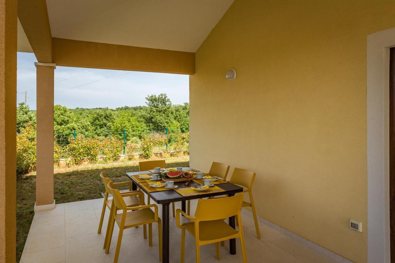 Villa Carneol Kaldanija Ngoại thất bức ảnh