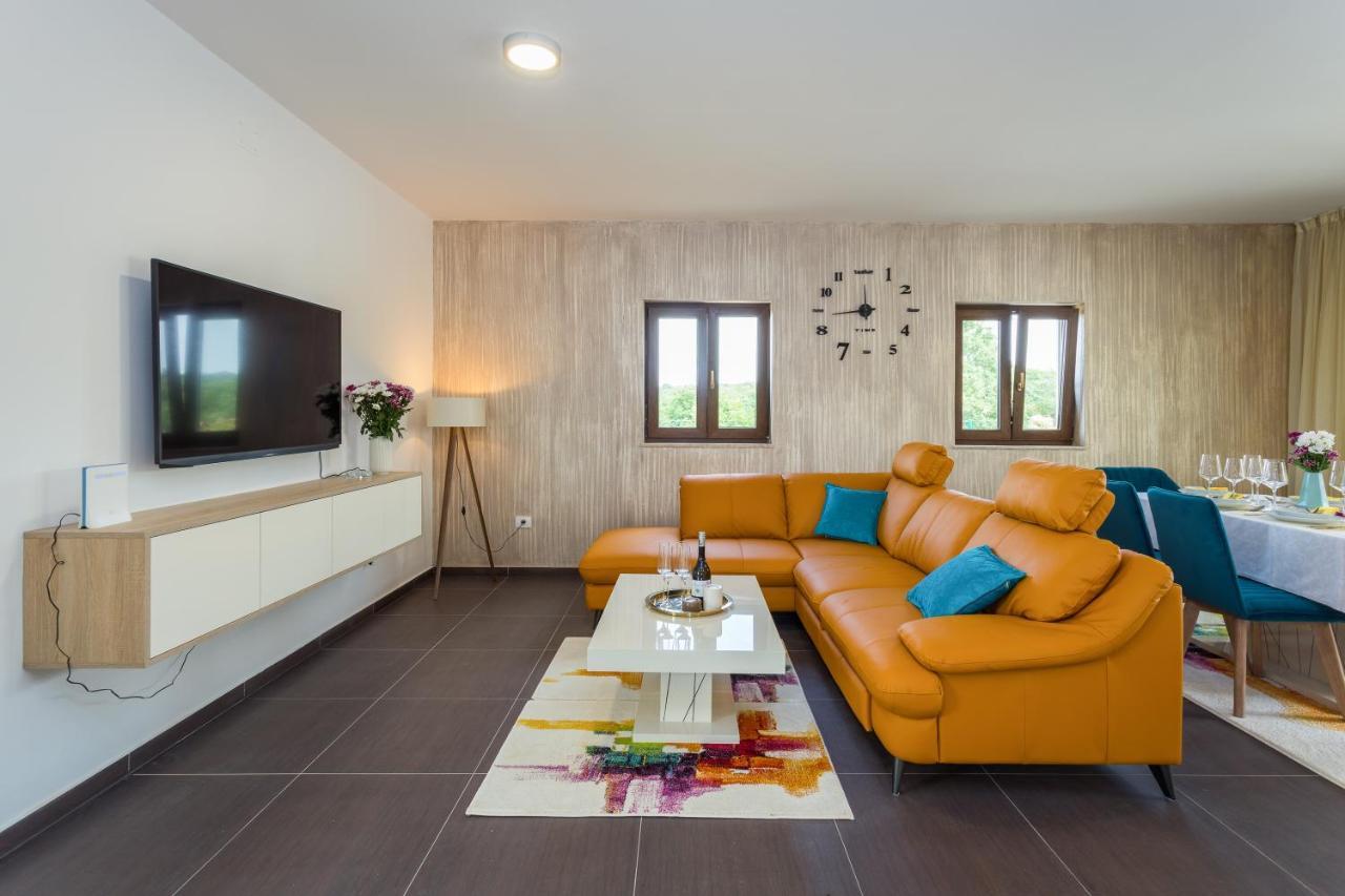 Villa Carneol Kaldanija Ngoại thất bức ảnh