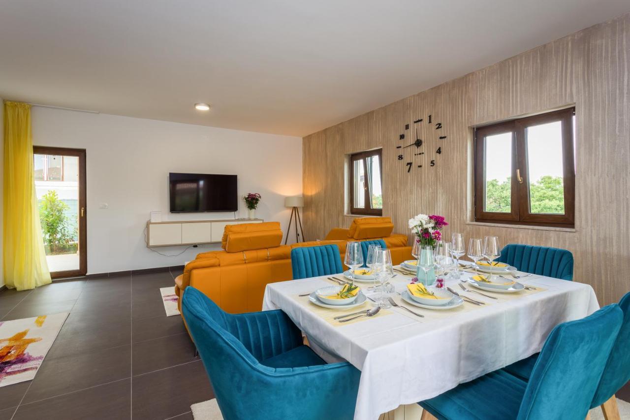 Villa Carneol Kaldanija Ngoại thất bức ảnh