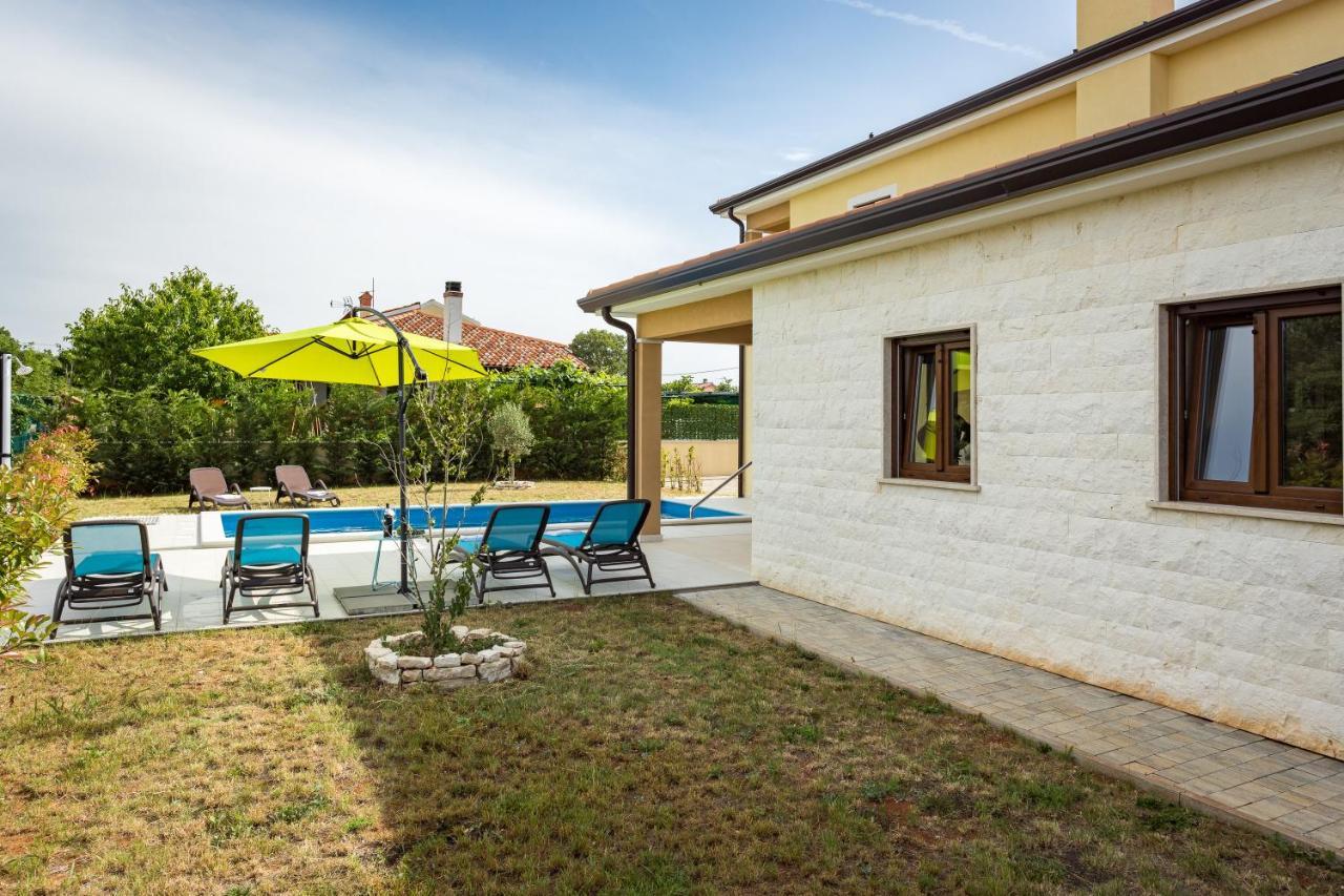 Villa Carneol Kaldanija Ngoại thất bức ảnh